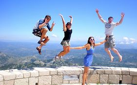 Montenegro Backpackers Home Budva